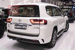 تۆیۆتا لاند کروزەر